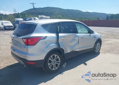 2019 Ford Escape Se z USA, uszkodzony, nr VIN 1FMCU9GD8KUC47305